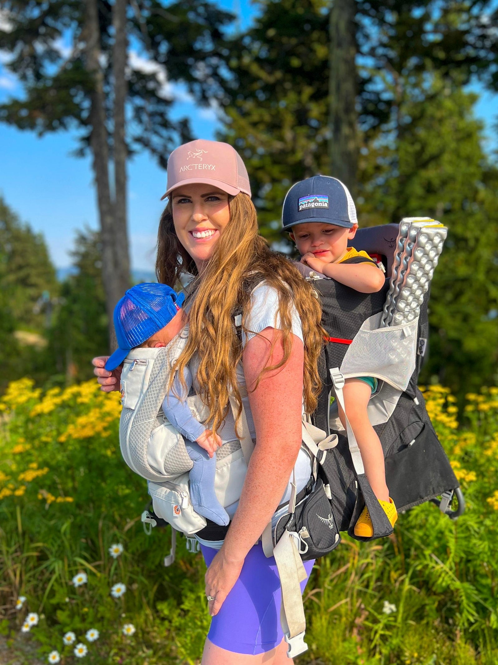 When to Hike with a Soft-Shell Carrier vs. a Hard-Framed Carrier: Choosing the Right Option for Your Travels, Hikes, and Adventures. 