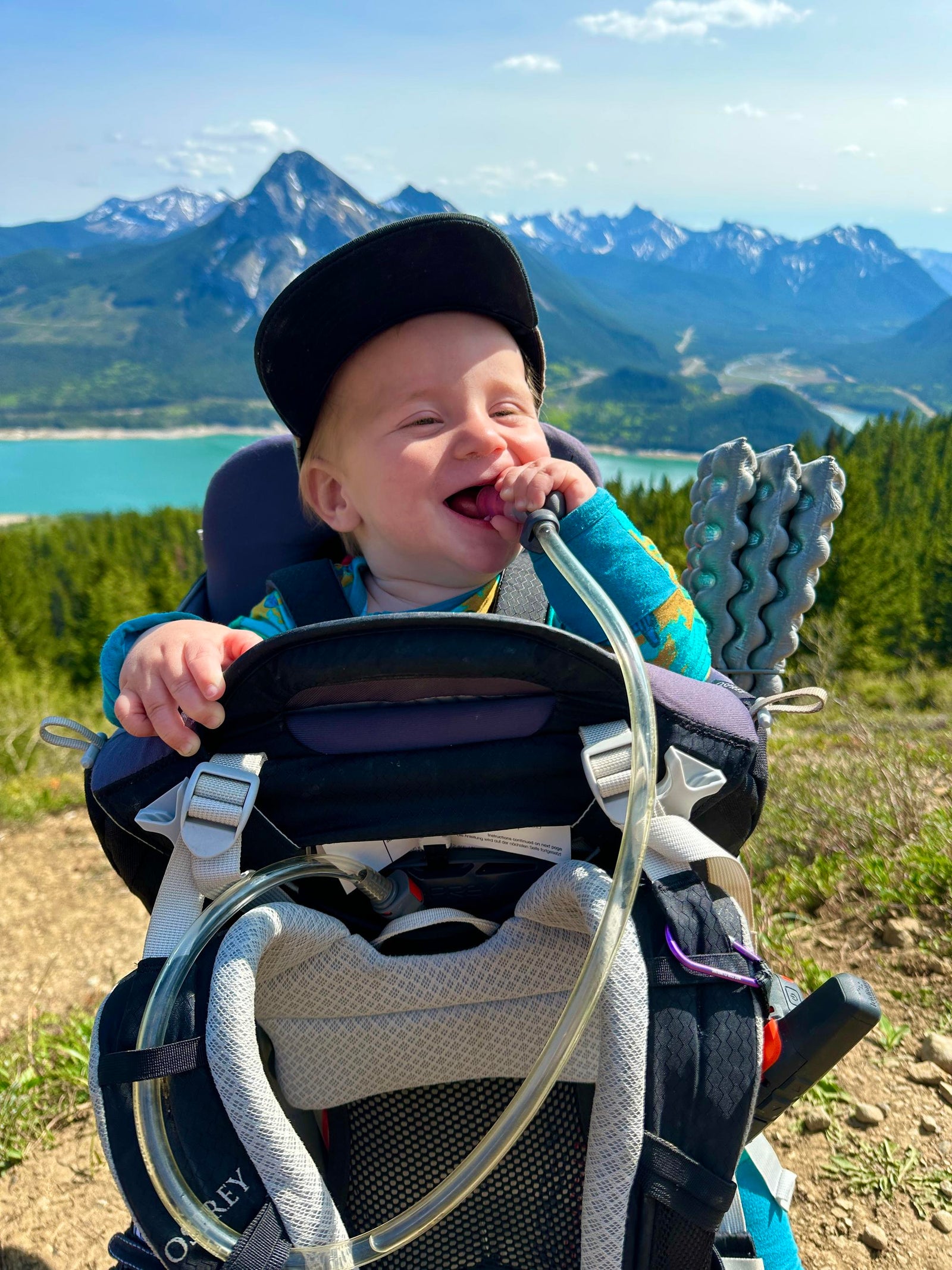 Hiking Mom Hydration Essentials: 6 Reasons to Hike with a Hydration Pack 