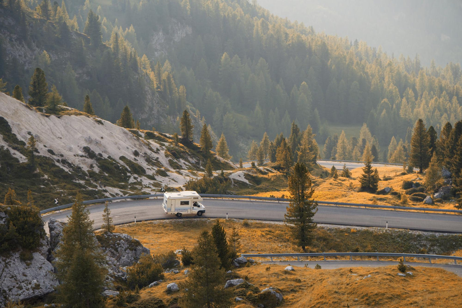 Easy-To-Grab Snack Ideas for Road Trips